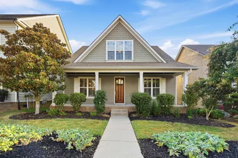 2120 Chaucer Park Ln, Thompsons Station, TN 37179