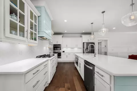 Kitchen - 2106 Windsor St, Murfreesboro, TN 37130 photo 3 of 4