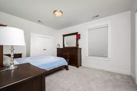 Bedroom - 2106 Windsor St, Murfreesboro, TN 37130 photo 4 of 6
