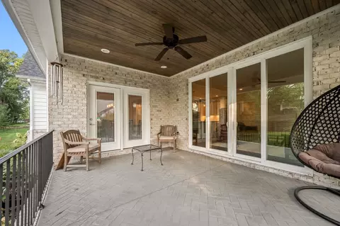 Exterior - 2106 Windsor St, Murfreesboro, TN 37130 photo 3 of 7