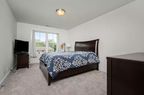 Bedroom - 2106 Windsor St, Murfreesboro, TN 37130 photo 3 of 6