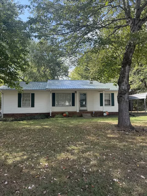 601 Herb Dr, Lawrenceburg, TN 38464