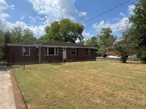 3923 Pheasant Dr, Nashville, TN 37218