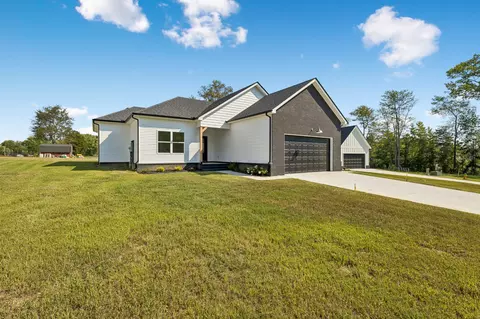 194 Vickers Rd, Smithville, TN 37166