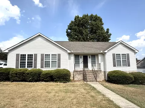 114 Sanders St, Shelbyville, TN 37160