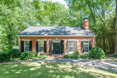 916 Rodney Dr, Nashville, TN 37205