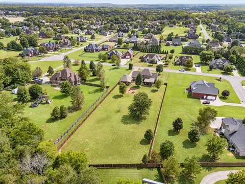 View/Area - 728 Furman Dr, Murfreesboro, TN 37129 photo 6 of 10