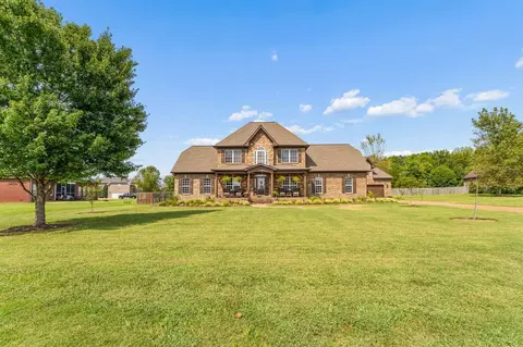 Exterior - 728 Furman Dr, Murfreesboro, TN 37129 photo 12 of 15