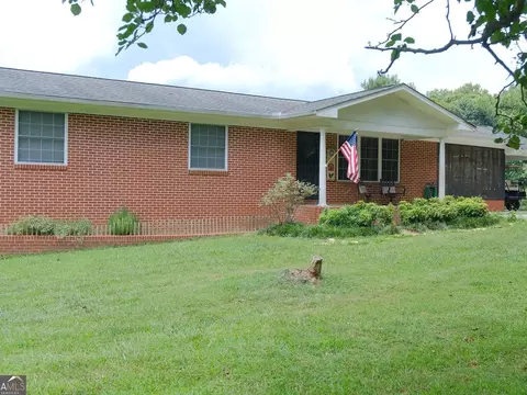 2394 E Broomtown Rd, La Fayette, GA 30728