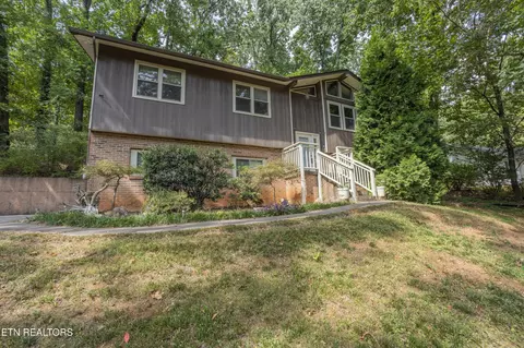 5029 Ridgemont Dr, Knoxville, TN 37918