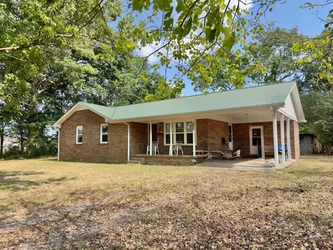 1138 Finnie Simmons Rd, Woodbury, TN 37190