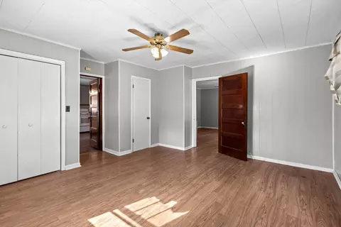 Bedroom - 2022 Highway 47 E, Dickson, TN 37055 photo 1 of 3