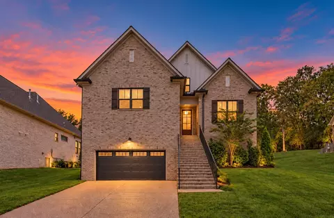 387 Arrow Ct, Hendersonville, TN 37075