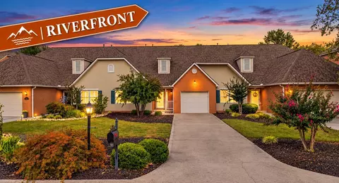 339 Paine Lake Dr, Sevierville, TN 37862