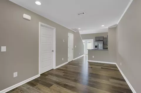 Living - 3526 Learning Ln, Murfreesboro, TN 37128 photo 2 of 2