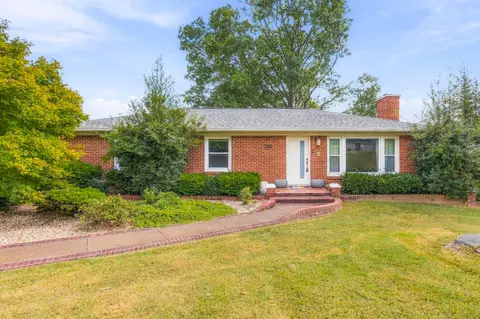 2711 Noonan Dr, Nashville, TN 37206