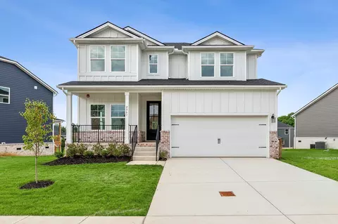 2968 Sharpstone Dr, Columbia, TN 38401