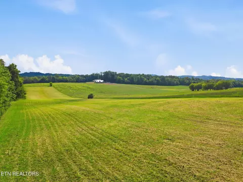 9 W Old A J Hwy, New Market, TN 37820