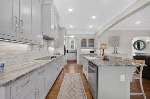 Kitchen - 3755 Mcfall Rd, Palmyra, TN 37142 photo 4 of 12