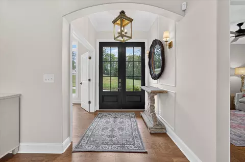 Entry Way - 3755 Mcfall Rd, Palmyra, TN 37142 photo 2 of 3