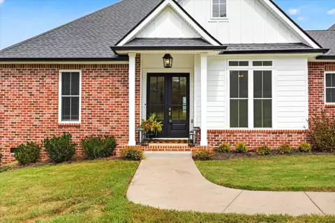 Exterior - 3755 Mcfall Rd, Palmyra, TN 37142 photo 4 of 9