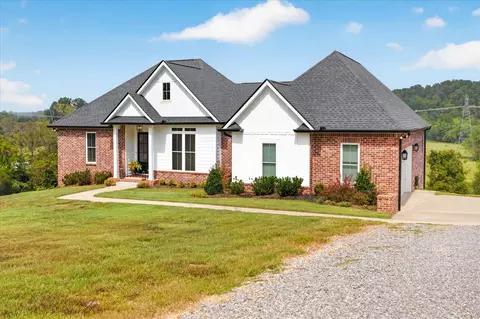 Exterior - 3755 Mcfall Rd, Palmyra, TN 37142 photo 7 of 9
