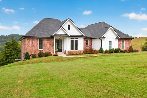 Exterior - 3755 Mcfall Rd, Palmyra, TN 37142 photo 3 of 9