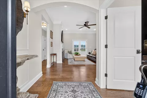 Entry Way - 3755 Mcfall Rd, Palmyra, TN 37142 photo 1 of 3