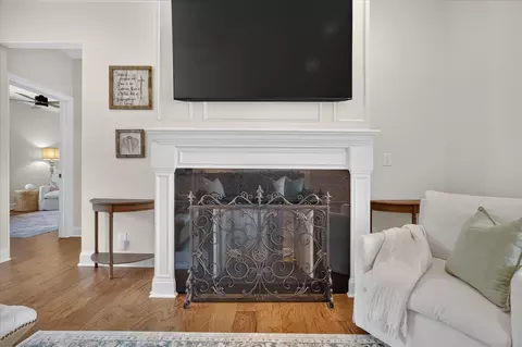 Living - 3755 Mcfall Rd, Palmyra, TN 37142 photo 2 of 3
