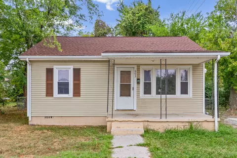 603 Glass Ln, Hopkinsville, KY 42240