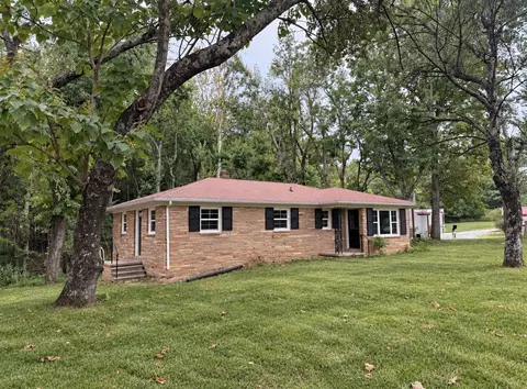 1351 Siloam Church Rd, Westmoreland, TN 37186