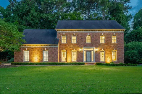 2506 Arbor Mist Trl, Hixson, TN 37343