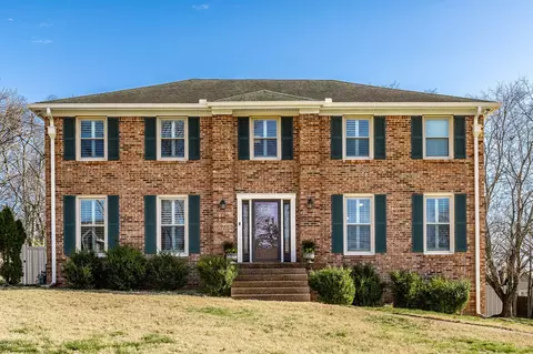 107 Meadow Ln, Hendersonville, TN 37075