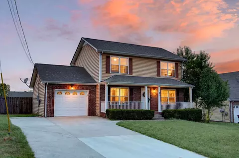 3414 Queensbury Rd, Clarksville, TN 37042