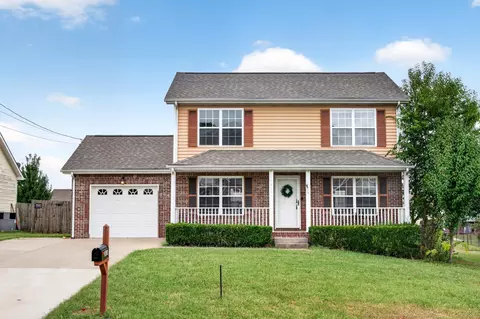 3414 Queensbury Rd, Clarksville, TN 37042