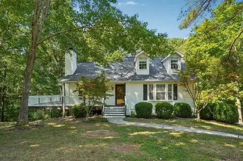 1041 Cross Country Dr, Kingston Springs, TN 37082