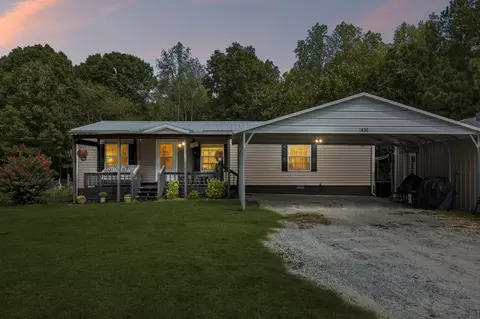 2430 Old Natchez Trace Trl, Camden, TN 38320