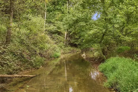 933 Harsh Ln, Castalian Springs, TN 37031