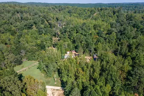 664 Russ Valley Rd, Lobelville, TN 37097