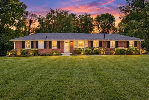 570 Joyce Ln, Nashville, TN 37216