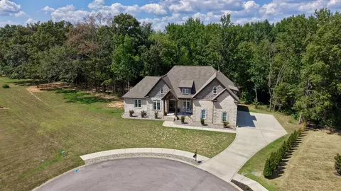 1007 Songbird Ln, Portland, TN 37148