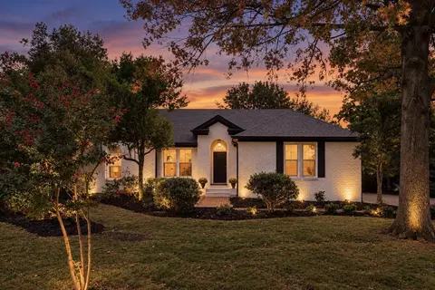 4825 Morgan Dr, Old Hickory, TN 37138