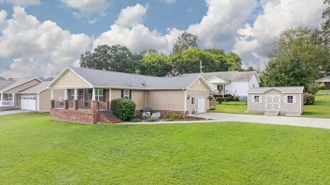 339 Foothills Dr, Dayton, TN 37321