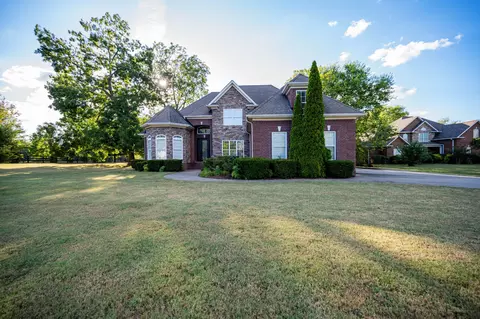 107 Wyndham Cv, Murfreesboro, TN 37129