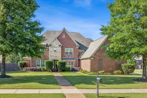 9267 Cielo Dr, Germantown, TN 38138