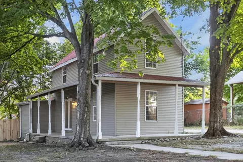 329 W 14th St, Columbia, TN 38401
