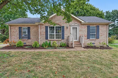 502 Highland Dr, White House, TN 37188