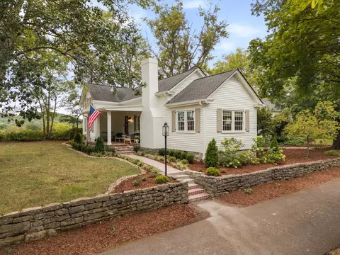 3045 Hillsboro Rd, Brentwood, TN 37027