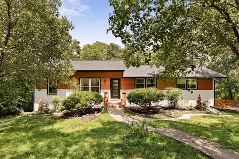 1012 Rodney Dr, Nashville, TN 37205