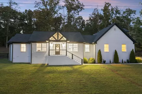 10029 Charleston Dr, Lyles, TN 37098